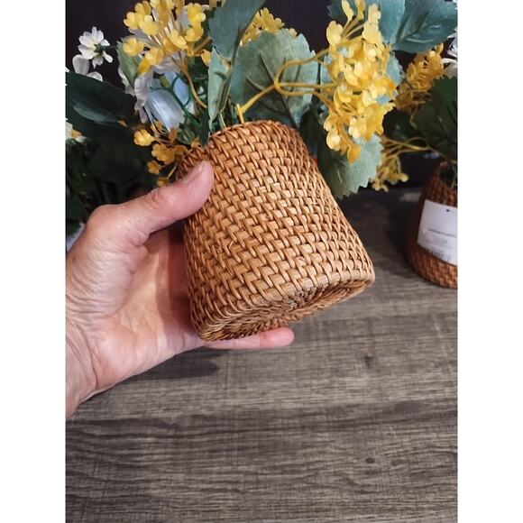 Lot of 3 Strawberry Floral Daisy baskets Joann Fabrics Spring Summer Decor 9 x 8 - Picture 5 of 5